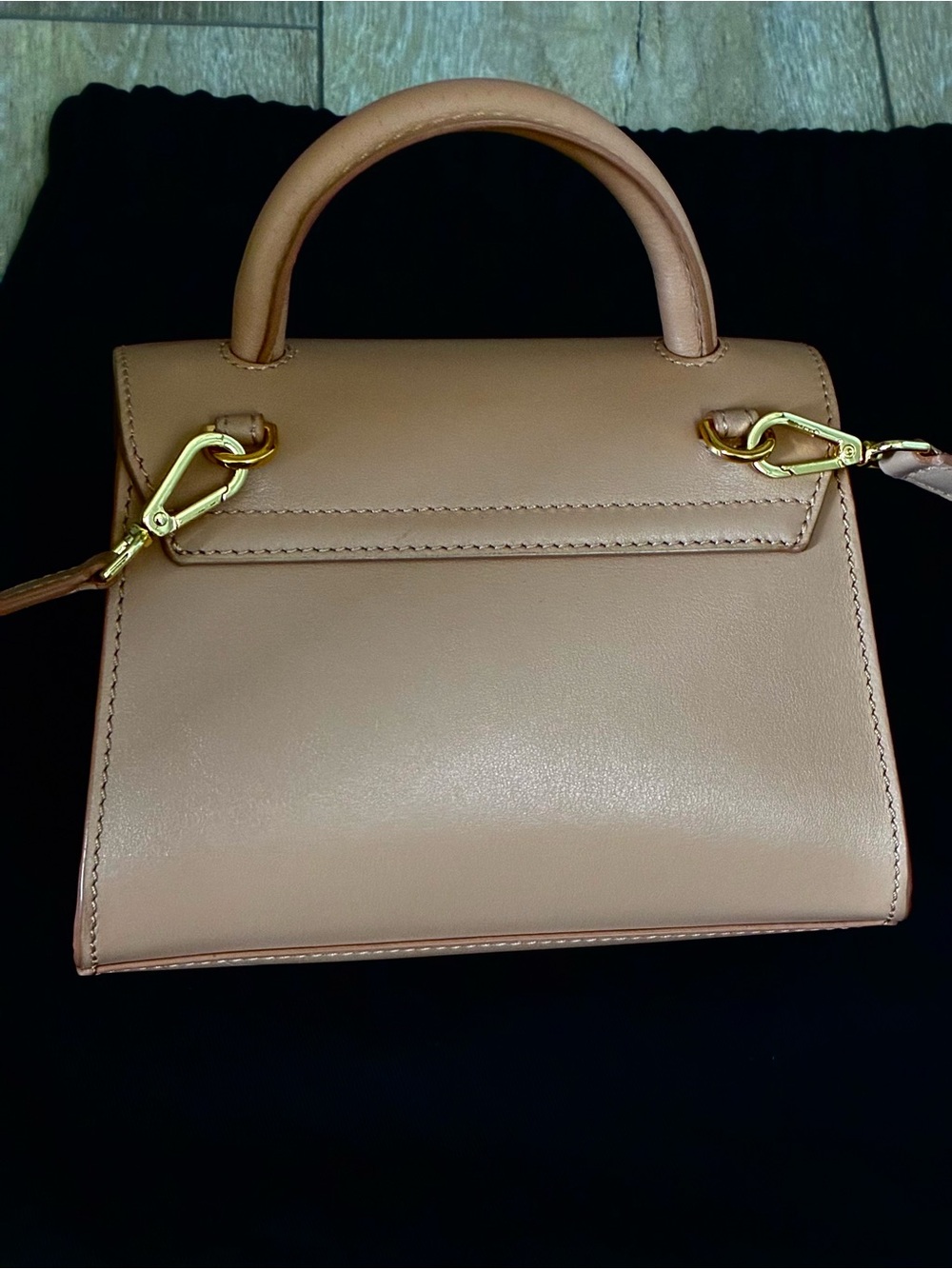 Like New DeMellier small Montreal smooth leather handbag - Picture 6 of 12